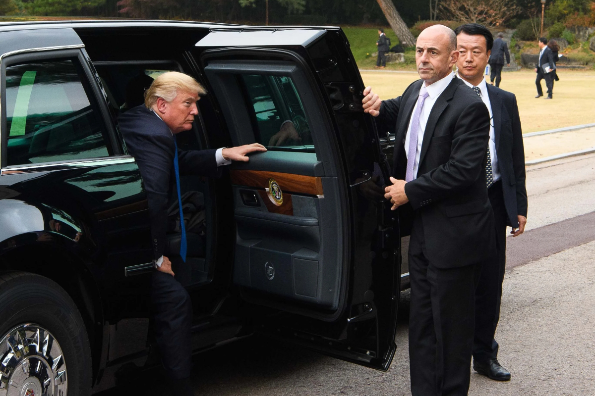 Donal Trump dibukakan Pintu